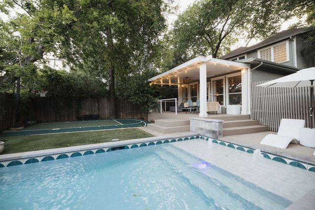 4710 Swiss Avenue, Dallas, TX 75204