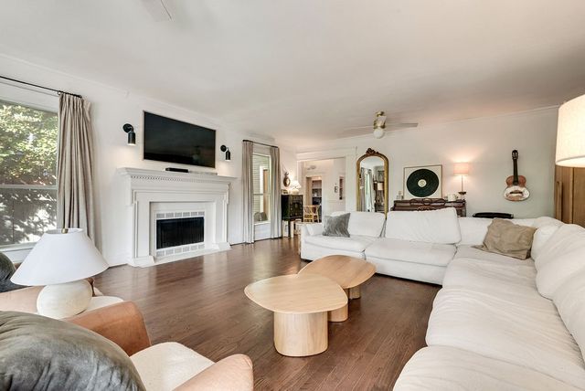 4710 Swiss Avenue, Dallas, TX 75204