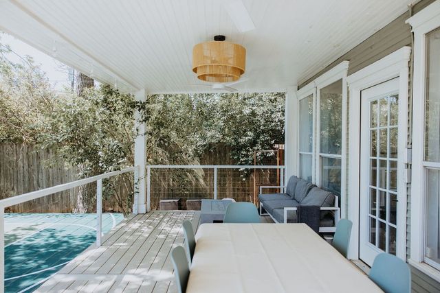 4710 Swiss Avenue, Dallas, TX 75204