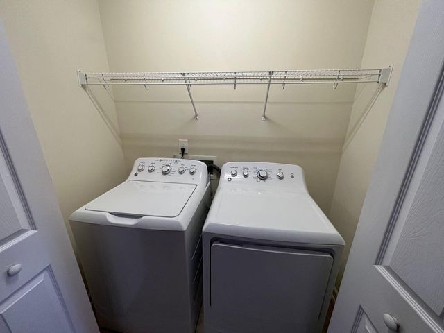 3022 Berkeley Springs Place, Raleigh, NC 27616