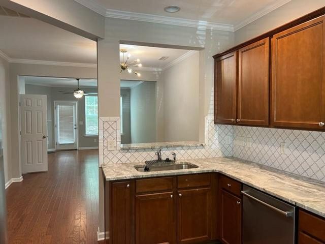 3022 Berkeley Springs Place, Raleigh, NC 27616