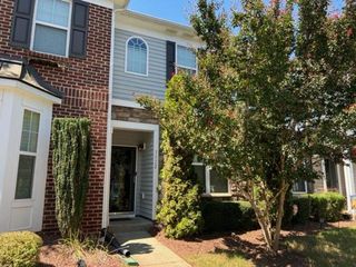 3022 Berkeley Springs Place, Raleigh, NC 27616