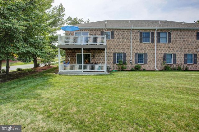 2 REDBUD DR, Mechanicsburg, PA 17050