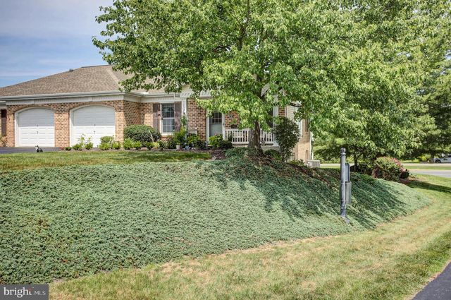 2 REDBUD DR, Mechanicsburg, PA 17050