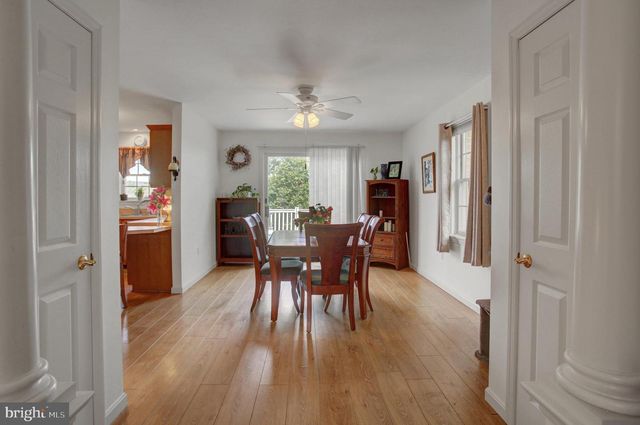 2 REDBUD DR, Mechanicsburg, PA 17050