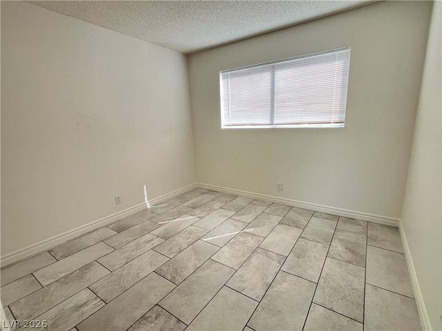 212 Orland Street 28, Las Vegas, NV 89107
