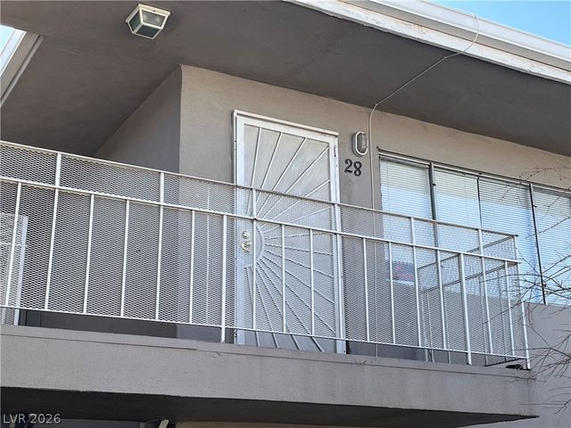 212 Orland Street 28, Las Vegas, NV 89107
