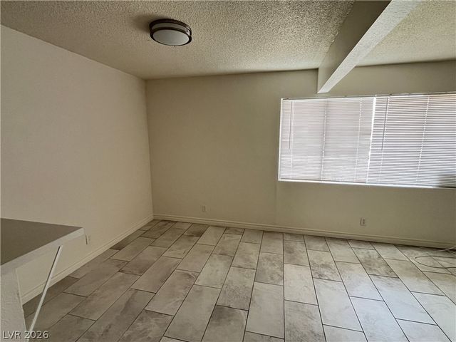 212 Orland Street 28, Las Vegas, NV 89107