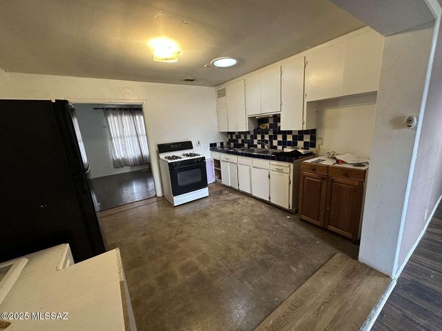 926 W Calle Aragon, Tucson, AZ 85756