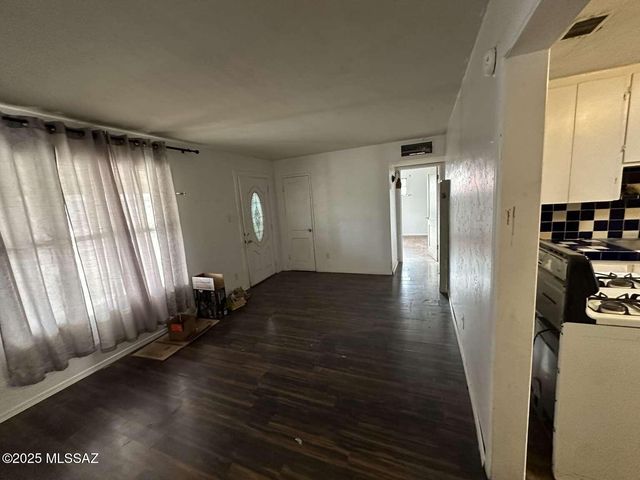 926 W Calle Aragon, Tucson, AZ 85756