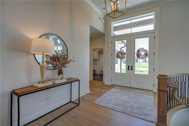 2 Sequoyah Point, Lake Winnebago, MO 64034