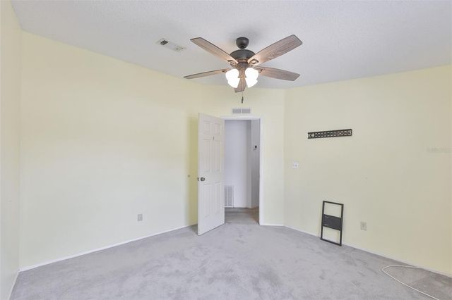 38992 STAPLEY CIRCLE, Zephyrhills, FL 33540