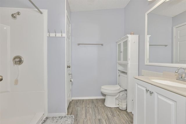 38992 STAPLEY CIRCLE, Zephyrhills, FL 33540