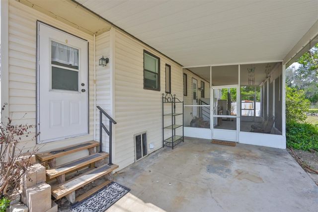 38992 STAPLEY CIRCLE, Zephyrhills, FL 33540