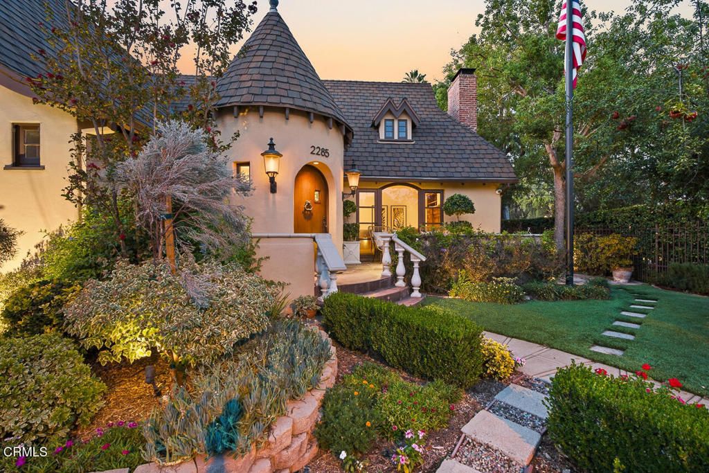 2285 E Orange Grove Boulevard, Pasadena, CA 91104 — exterior