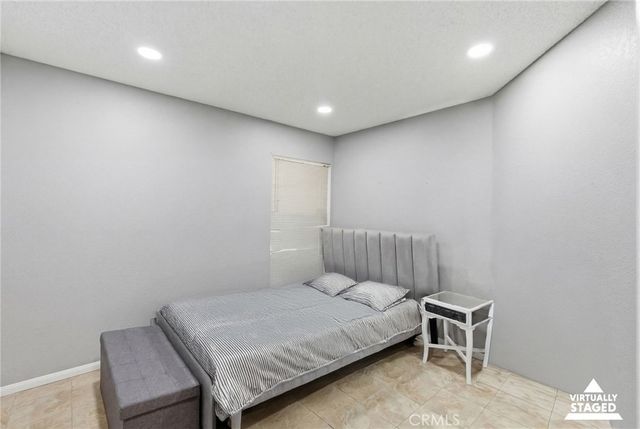 16488 Mountain Street, Lake Elsinore, CA 92530