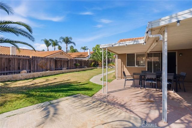 16488 Mountain Street, Lake Elsinore, CA 92530