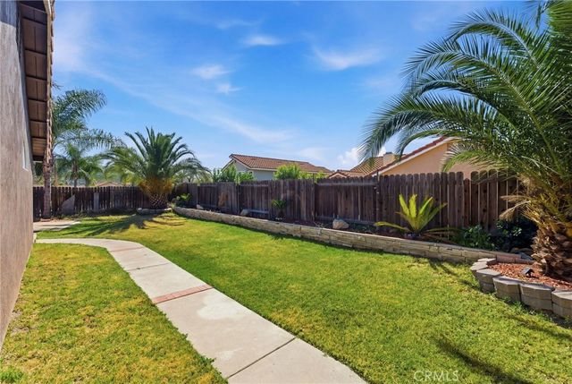 16488 Mountain Street, Lake Elsinore, CA 92530