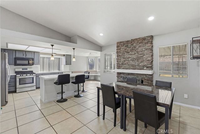 16488 Mountain Street, Lake Elsinore, CA 92530