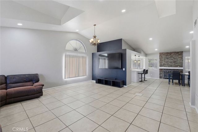 16488 Mountain Street, Lake Elsinore, CA 92530