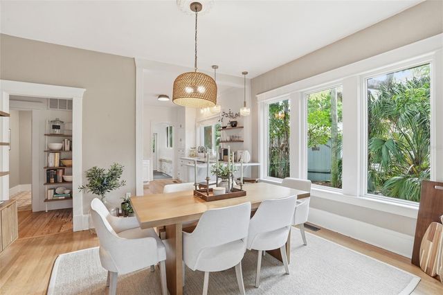 1473 BARCELONA AVENUE, Fort Myers, FL 33901