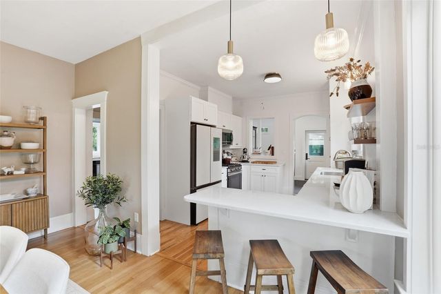 1473 BARCELONA AVENUE, Fort Myers, FL 33901