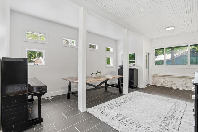 1473 BARCELONA AVENUE, Fort Myers, FL 33901