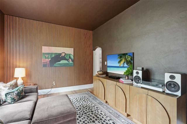 1473 BARCELONA AVENUE, Fort Myers, FL 33901