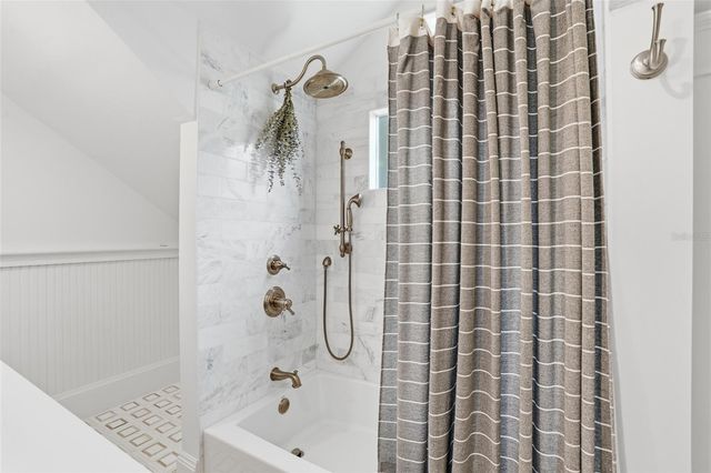 1473 BARCELONA AVENUE, Fort Myers, FL 33901