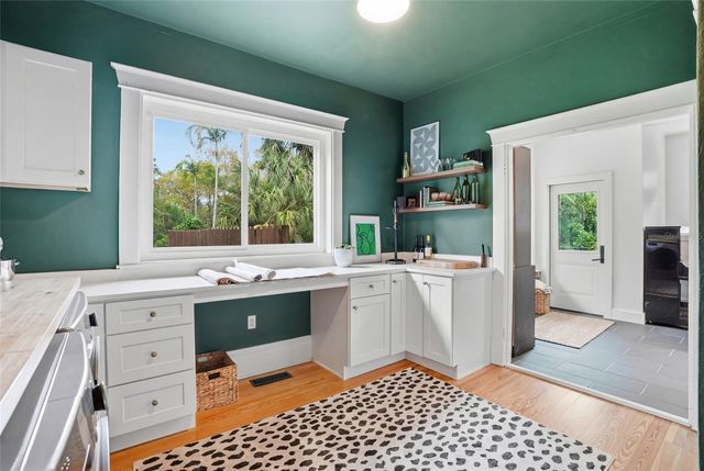 1473 BARCELONA AVENUE, Fort Myers, FL 33901