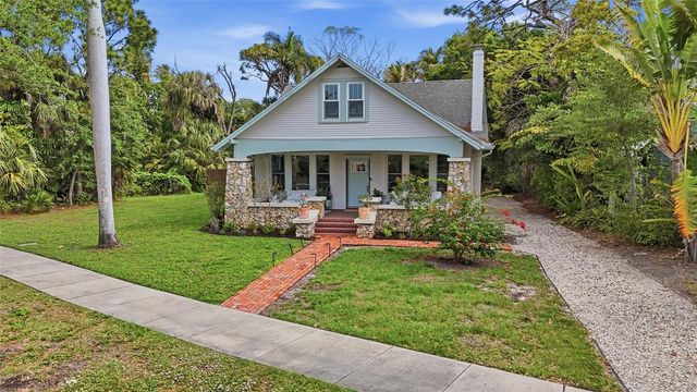 1473 BARCELONA AVENUE, Fort Myers, FL 33901