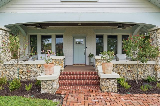 1473 BARCELONA AVENUE, Fort Myers, FL 33901