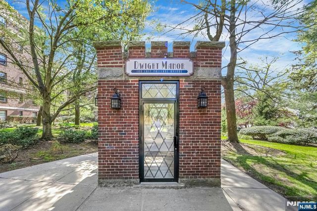 100 E Palisade Avenue A24, Englewood, NJ 07631