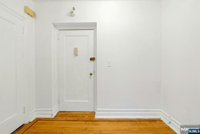 100 E Palisade Avenue A24, Englewood, NJ 07631