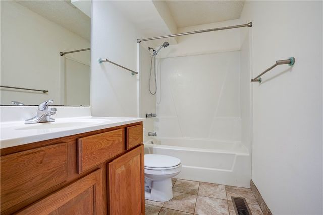 1339-1341 Dolen Place, Iowa City, IA 52246