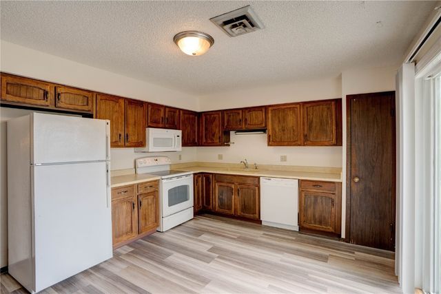 1339-1341 Dolen Place, Iowa City, IA 52246