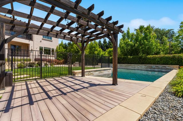 3788 Saint Julien Way, Roseville, CA 95747