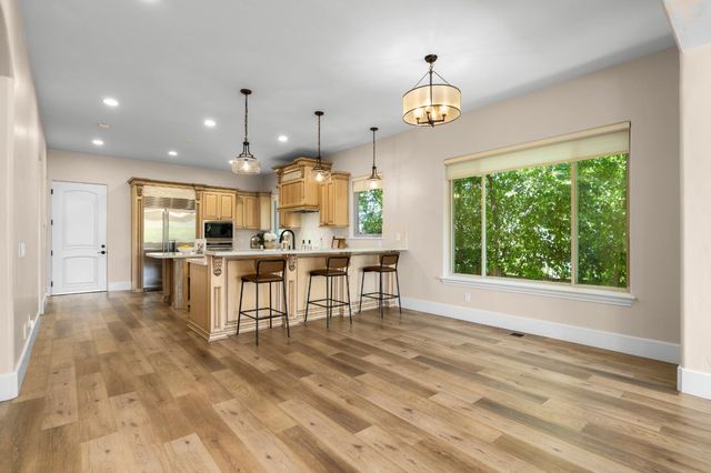 3788 Saint Julien Way, Roseville, CA 95747