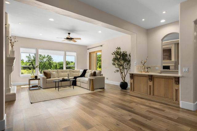 3788 Saint Julien Way, Roseville, CA 95747