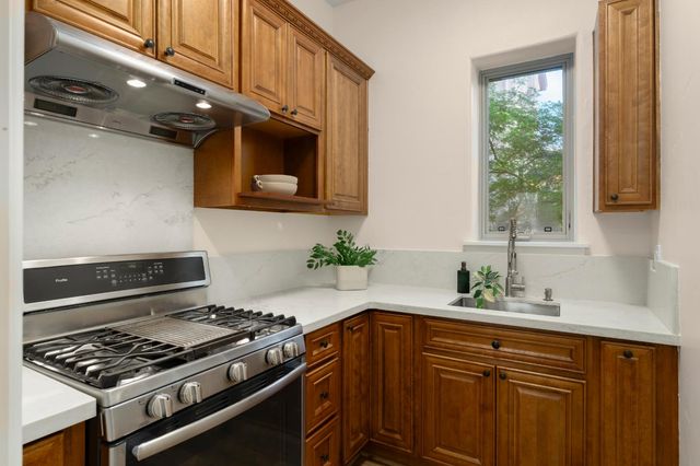 3788 Saint Julien Way, Roseville, CA 95747