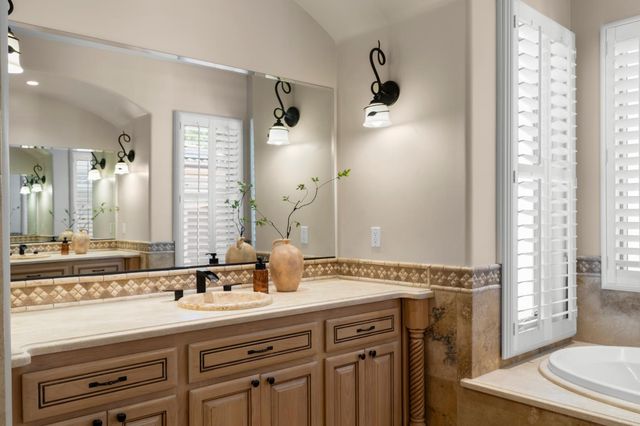 3788 Saint Julien Way, Roseville, CA 95747