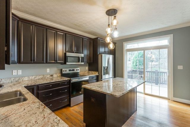 111 VILLA VIEW DR, Staunton, VA 22401