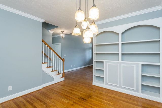 111 VILLA VIEW DR, Staunton, VA 22401