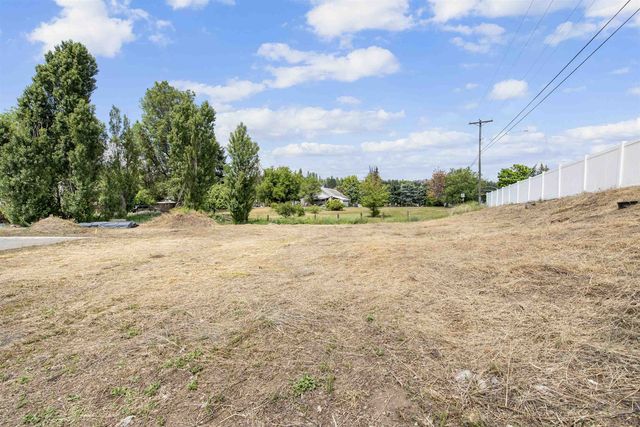 9027 E PRINCETON Ln, Spokane, WA 99212