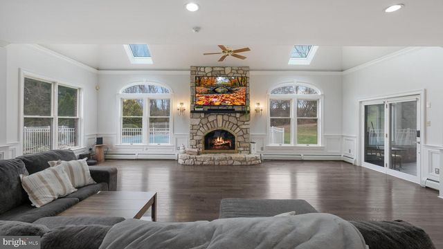 26 BRECKENRIDGE DR, Warminster, PA 18974