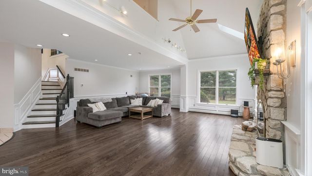 26 BRECKENRIDGE DR, Warminster, PA 18974