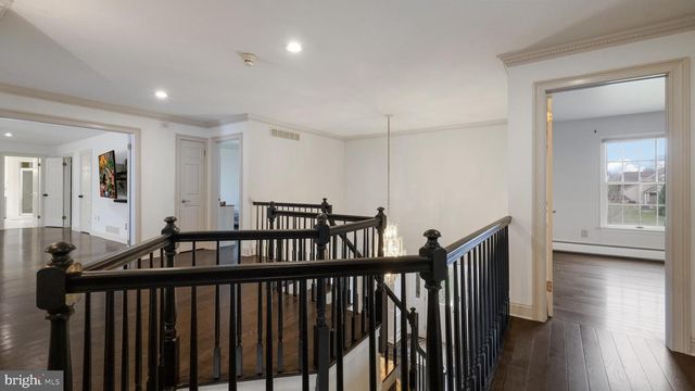 26 BRECKENRIDGE DR, Warminster, PA 18974