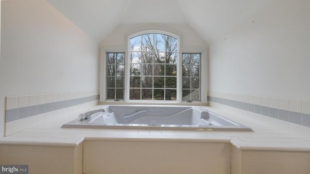 26 BRECKENRIDGE DR, Warminster, PA 18974