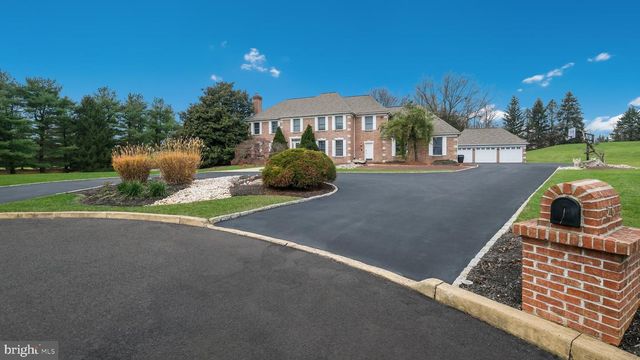 26 BRECKENRIDGE DR, Warminster, PA 18974