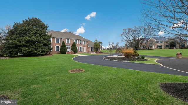 26 BRECKENRIDGE DR, Warminster, PA 18974